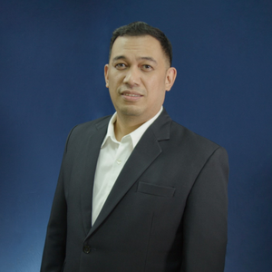 Mr. Christopher Cruz de la Cruz (Chief Executive Officer at Philippine Green Building Council)
