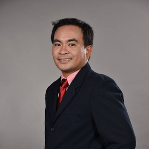 Michael Cabatuando (Director, Global Privacy of Johnson and Johnson International (Singapore) PTE LTD)